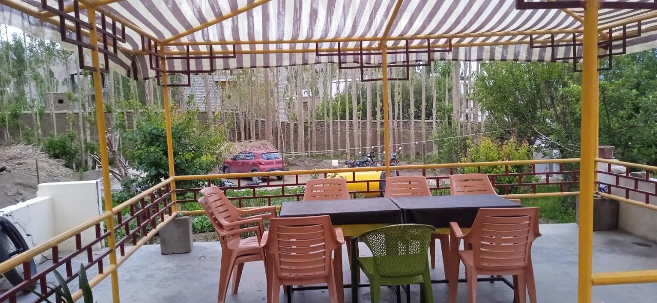 Chandan Guest House Leh Exterior photo